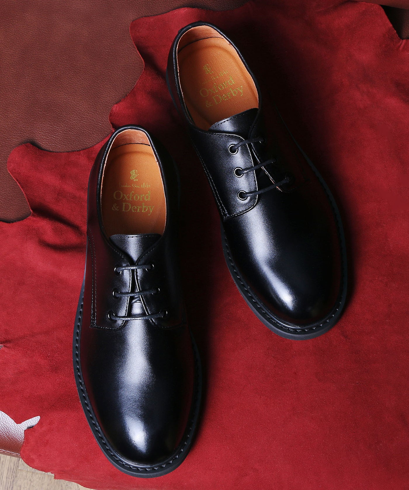 外羽根 プレーントゥ レースアップ シューズ 9004 ブラック／London Shoe Make Oxford and Derby