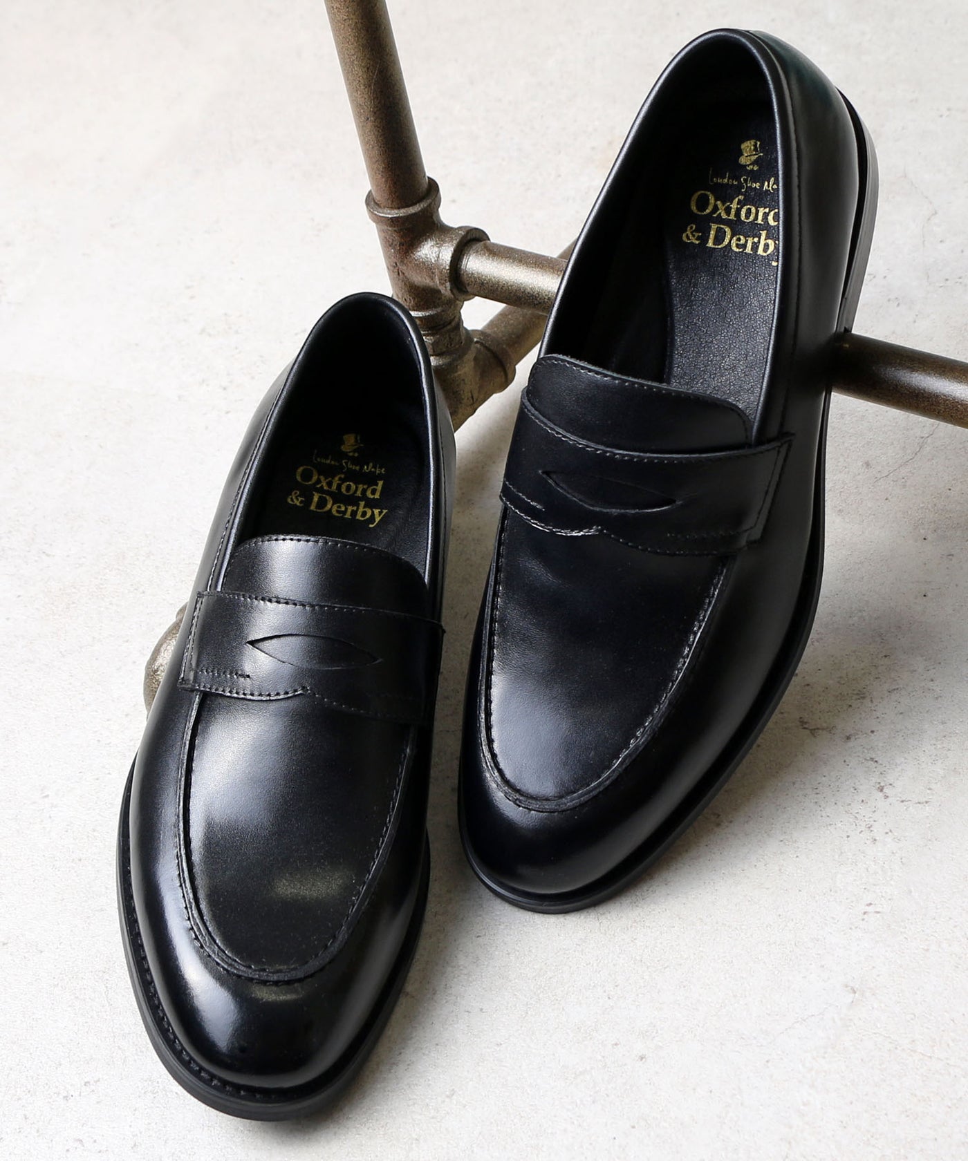 レザースリムコインローファー 9006 ブラック／London Shoe Make Oxford and Derby